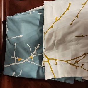 Queen Duvet cover and shams